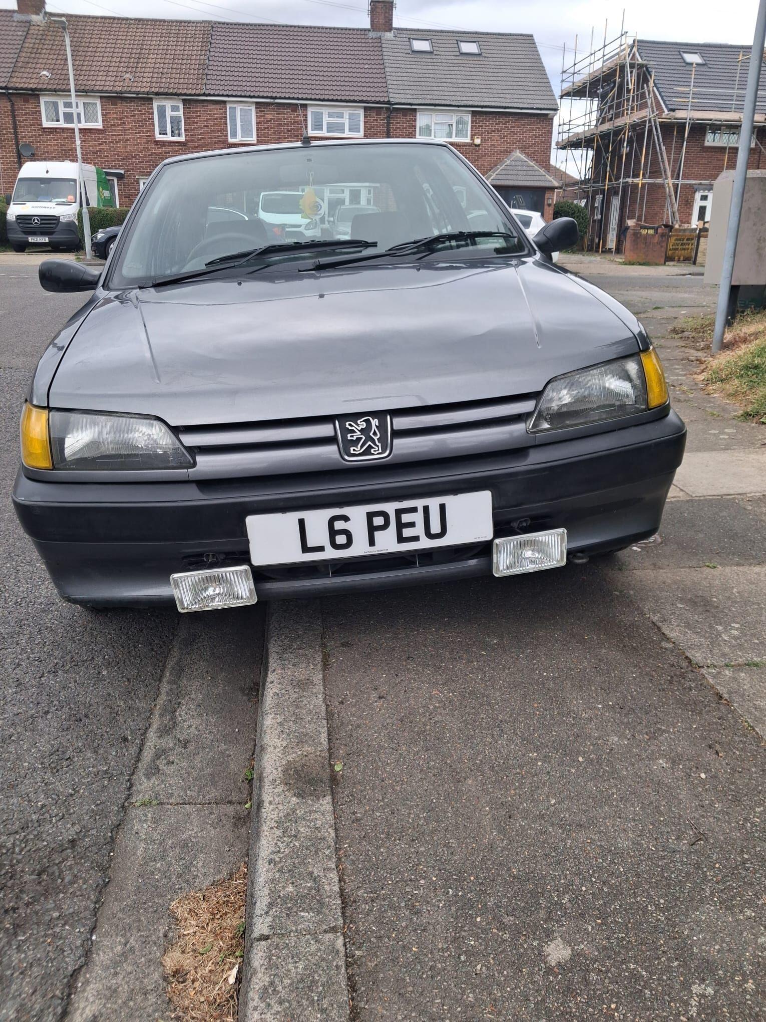 Used Peugeot 306 Cars For Sale | Autotrader UK